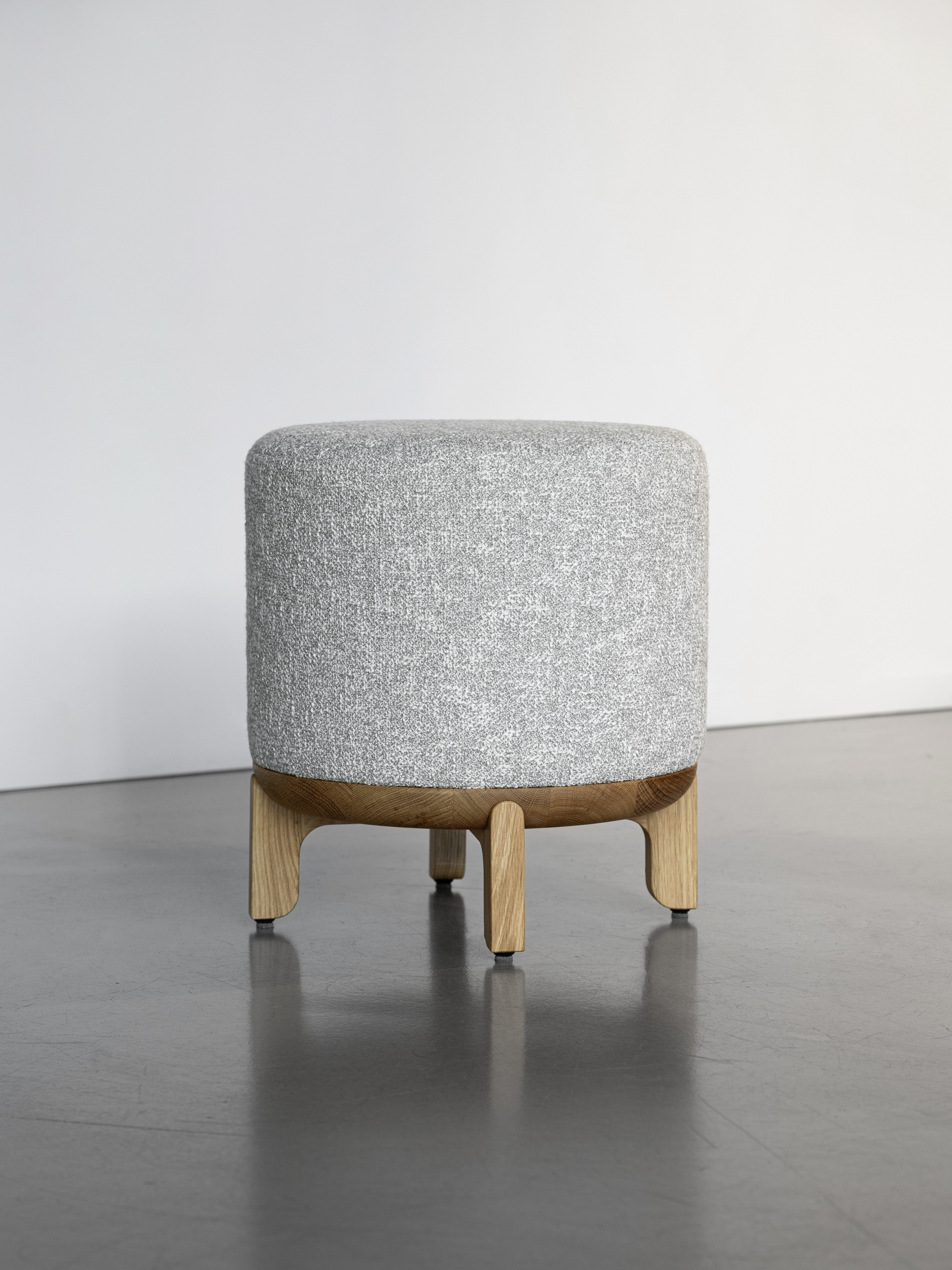 JURO POUF | Čalouněný taburet