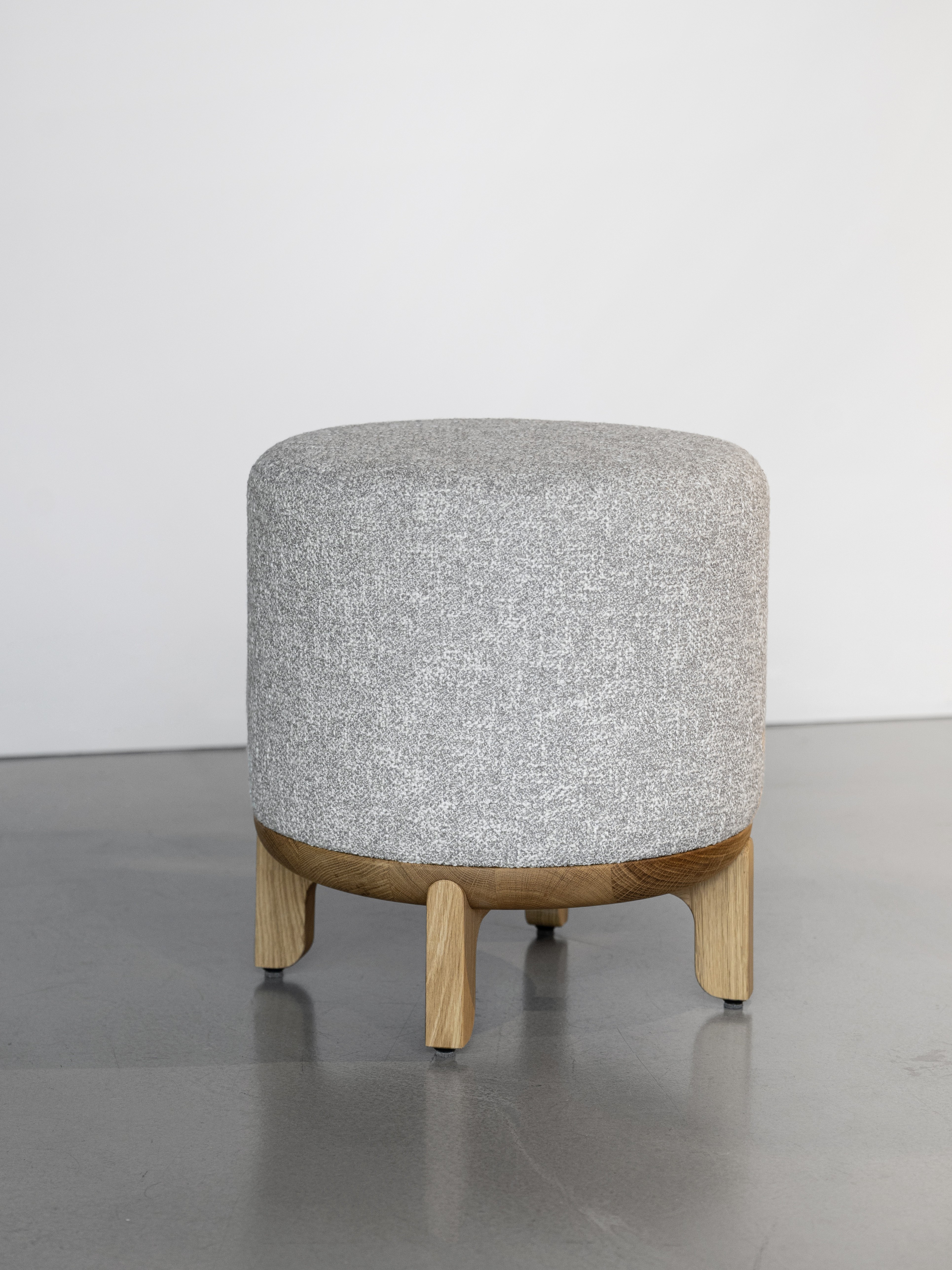 JURO POUF | Čalouněný taburet